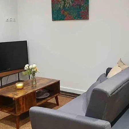 40m2 Centre De Apartment